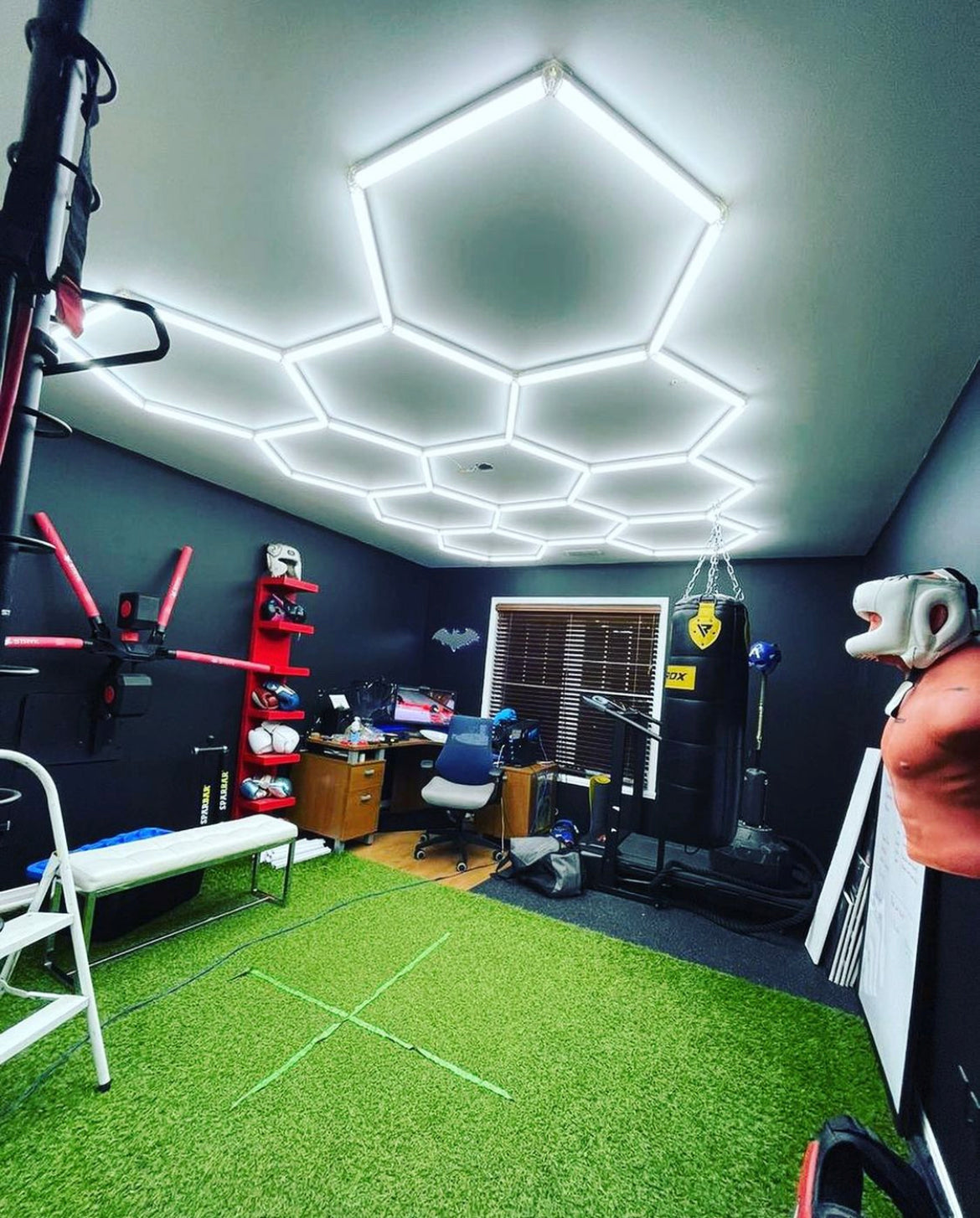 Hexagon lighting in home gym